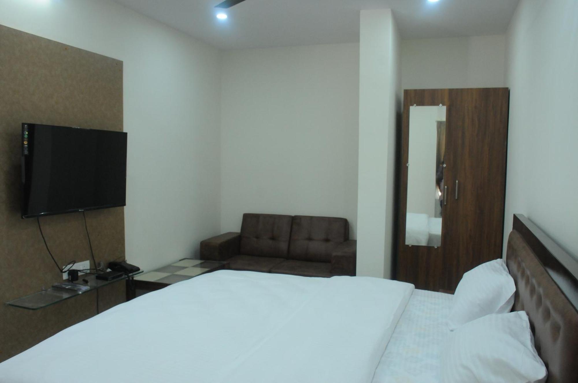 Amma Inn Elegance Suites And Apartments Mysore Exterior foto